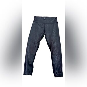 Kimberly Black Snake/Croc Print Leggings size Large